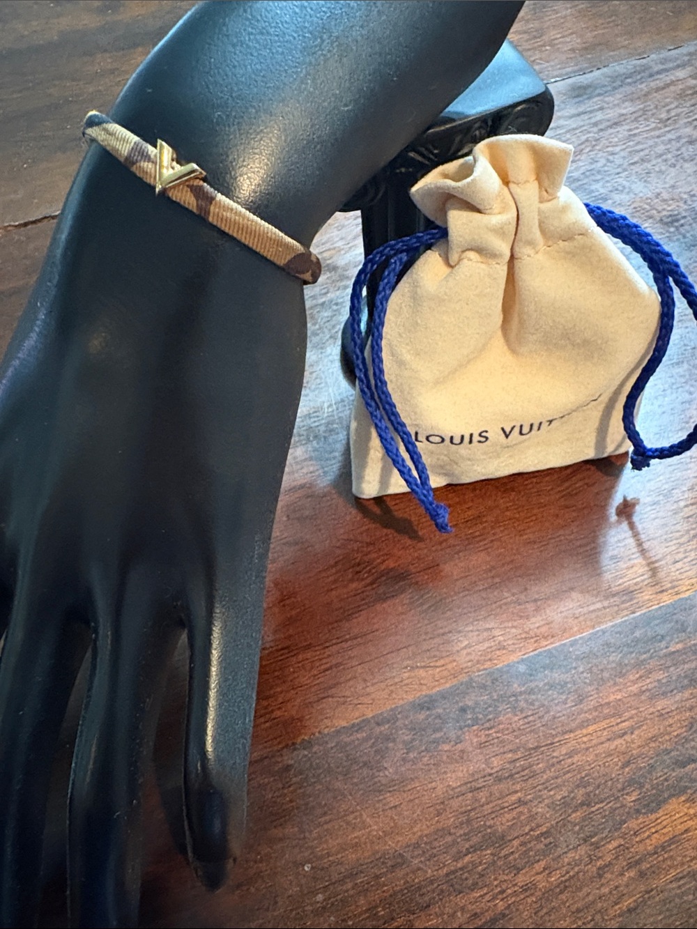 LOUIS VUITTON Be Mindful Silk Slim Wrap Bracelet